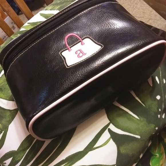 TOTE - Picture 3 of 4